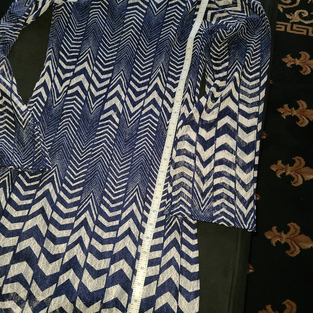 Dress - Picture 6 of 7